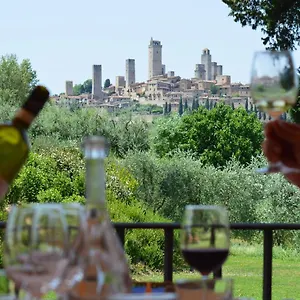 https://guardastelle-agriturismo-and-vineyard.it-tuscanyhotel.com