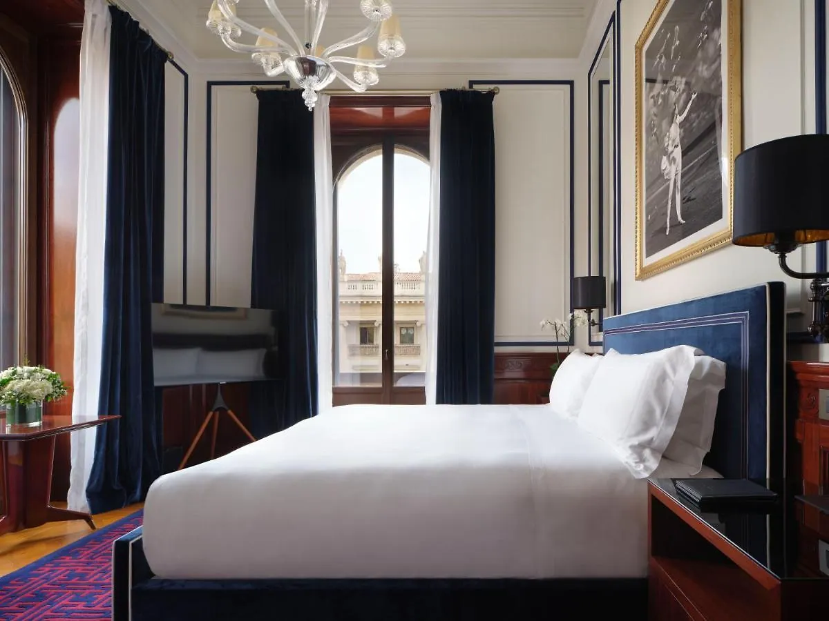 *****  Casa Cipriani Milano Hotel Itália